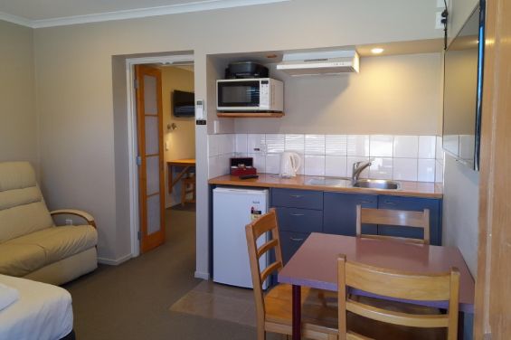 1 Bedroom Motel Unit